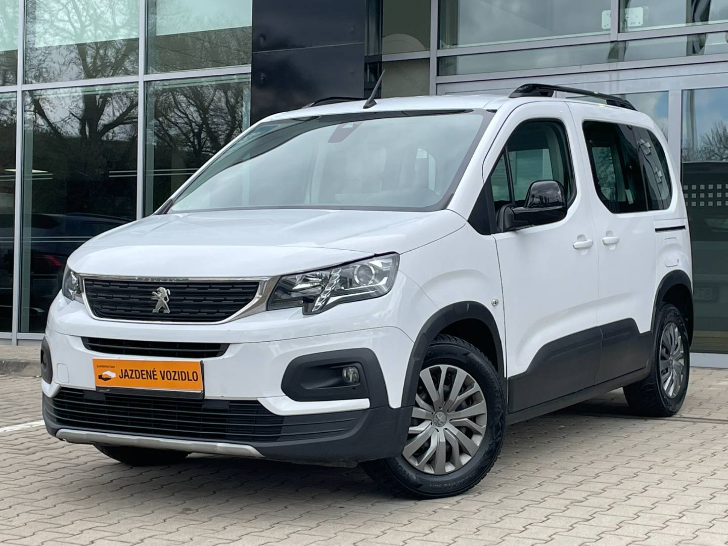 Peugeot Rifter 1.5 BlueHDi ALLURE  100k BVM6 , nové v SR