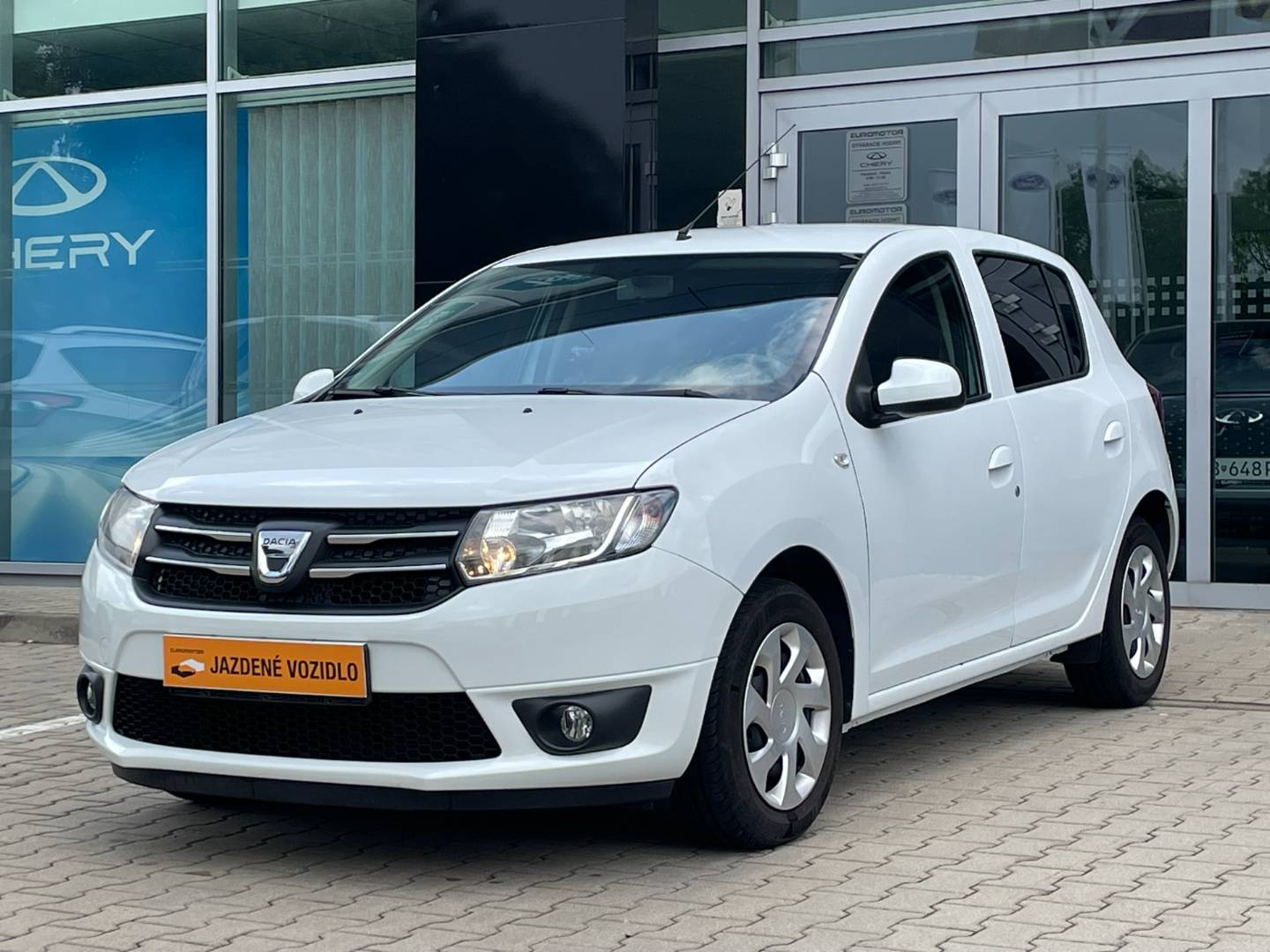 Dacia Sandero II 1.2  Serv. história, nové v SR
